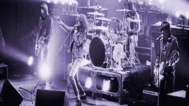 Ramones - Crummy Stuff (Live 1987 With Marky Ramone)