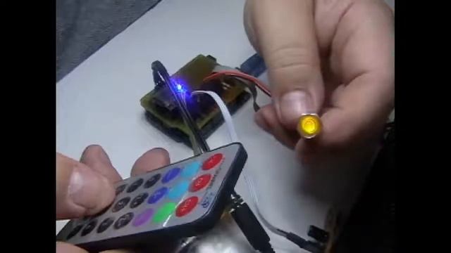Mini reproductor MP3 con arduino y mando a distancia смотреть онлайн
