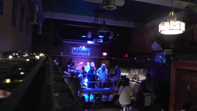 My Old School (cover) performed by Helicopter Collective (04/22) смотреть онлайн