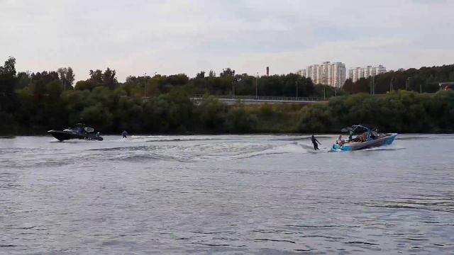 Прогулка на яхте Москва Серебряный бор смотреть онлайн
