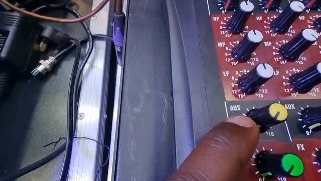 Connecting a mixer to a Power amplifier. смотреть онлайн