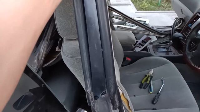 Как снять жёлоб на Toyota Mark 2 !!! смотреть онлайн