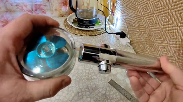 Насадка для душа со светодиодной подсветкой и градусником, 4 режима распыления, экономия воды. смотреть онлайн