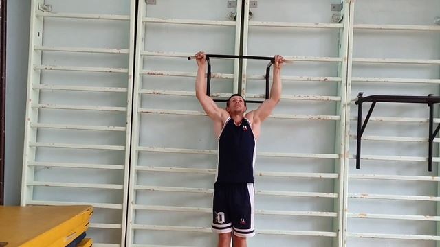 КОРОЛЕВСКИЕ ПОДТЯГИВАНИЯ. ЭТО СТОИТ ВЫПОЛНИТЬ смотреть онлайн