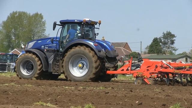 BIG FORD SIX CYLINDER TRACTOR REGISTER WORKING DAY 2018 PART 3 OF 5 смотреть онлайн