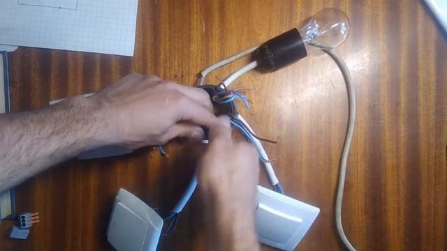 Электрика для начинающих#3 Промежуточный переключатель. Просто о сложном смотреть онлайн