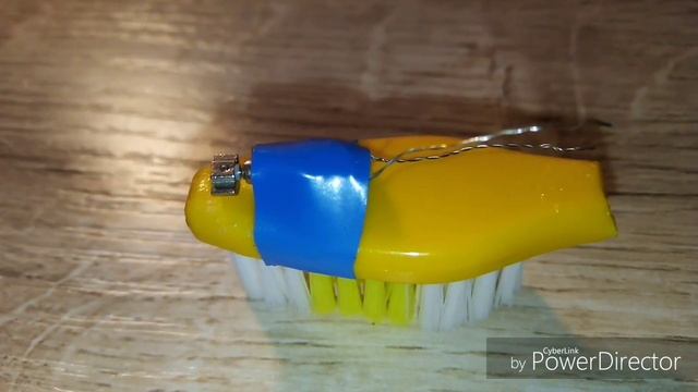 Как сделать крутого мини робота. Сделает каждый. Робот за 5 мин. смотреть онлайн