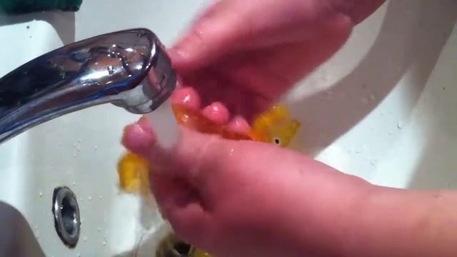 Как правильно мыть лизунов :З смотреть онлайн