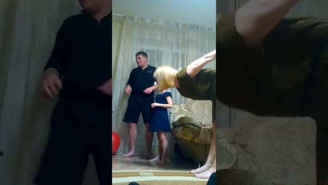 Учим всей семьёй танцевать танец маленьких утят смотреть онлайн