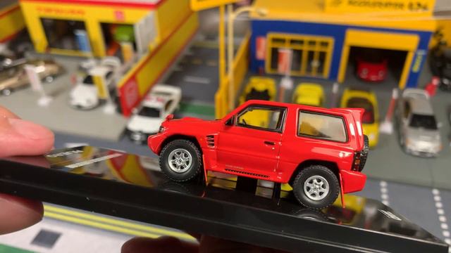 INNO64 1:64 Mitsubishi Pajero Evolution Red смотреть онлайн