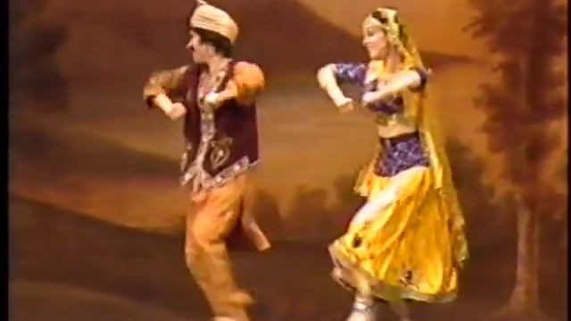 Khanke To Khank, Indian Dance Group MAYURI, Petrozavodsk, Russia
