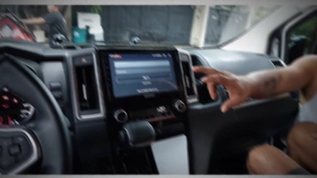 Super Grandia Elite android Headunit with Flip monitor dvd and Hdmi. Home Service смотреть онлайн