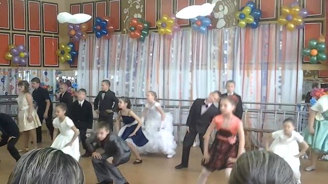 Трогательное видео :окончание 4 классА!!!!!!!!!! смотреть онлайн