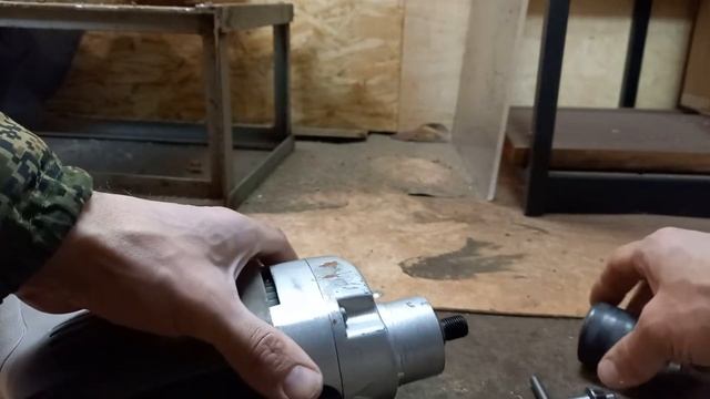 Замена патрона Hagwert на дрель ударную Интерскол 750 ЭР смотреть онлайн