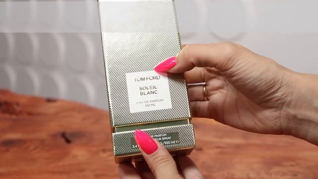 Tom Ford Soleil Blanc | Как выглядит оригинал? смотреть онлайн