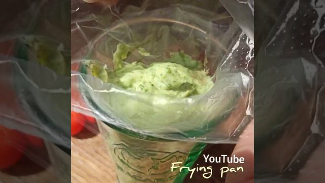 Chicken breast and a bunch of spinach 😋This dish will decorate the festive table👍 смотреть онлайн