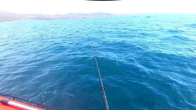 Первая рыбалка 2019 года. Уссурийский залив. Спасение потерявшего ход. смотреть онлайн