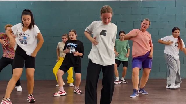 Afro Dance (афро) танцы в Липецке от команды Gremlins Crew | Школа танцев New Jump