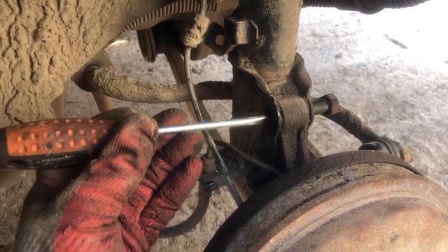 Как поменять задние стойки,пыльники,пружины,опорники на автомобиле Hyundai Accent смотреть онлайн