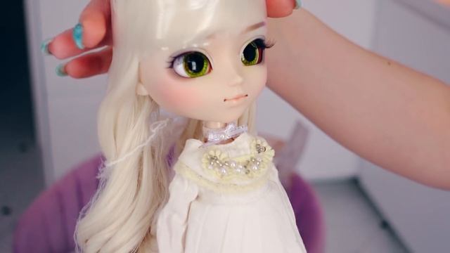 ПОДАРОК НА 8 МАРТА ! УДИВИЛ ДЕВУШКУ | СДЕЛАЛ СЮРПРИЗ смотреть онлайн