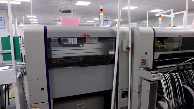Electronics manufacturing process, surface mount technology machine in our SMT PCB assembly line смотреть онлайн