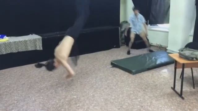 Сальто назад,Фляк,Колесо без рук,Сальто от стены!!! за неделю!!(Результат)