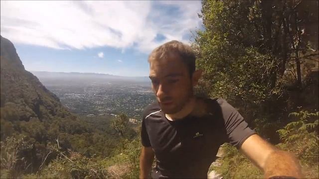 Ascension de Mountain Table via Skeleton Gorge смотреть онлайн