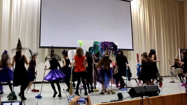 Танец Ведьмочек смотреть онлайн