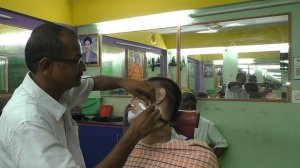 Как бреют в Индии опасной бритвой? How do they shave in India? Индия 2022