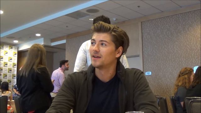 Scream Q&A with Amadeus Serafini (SDCC 2015) смотреть онлайн