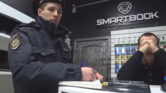 Украл айфон в магазине приехала полиция Пранк смотреть онлайн