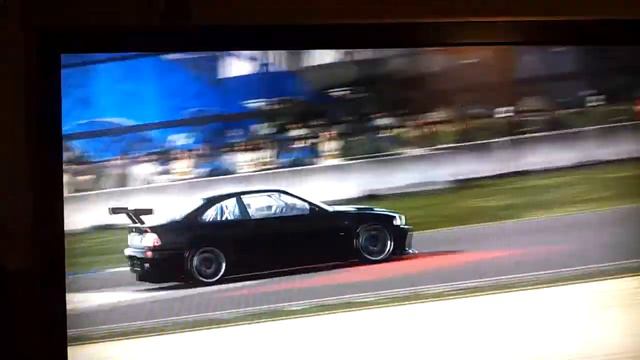 Domino Drifting in the European Series NFS Shift смотреть онлайн