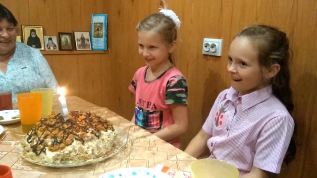 МАШЕ 8 ЛЕТ !!! С ДНЁМ РОЖДЕНИЯ !!! смотреть онлайн