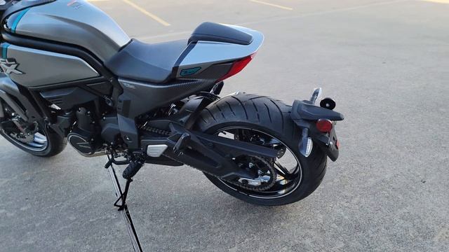 2023 CFMOTO CLX 700 SPORT WALK-AROUND