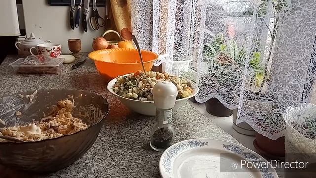 Милые дамы,с праздником мои дорогие! смотреть онлайн