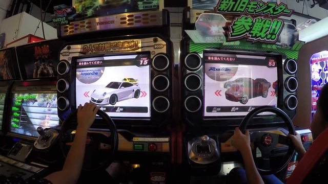 Arcade Game Wangan Midnight Maximum Tune 3DX+ VS Mario Kart Arcade смотреть онлайн