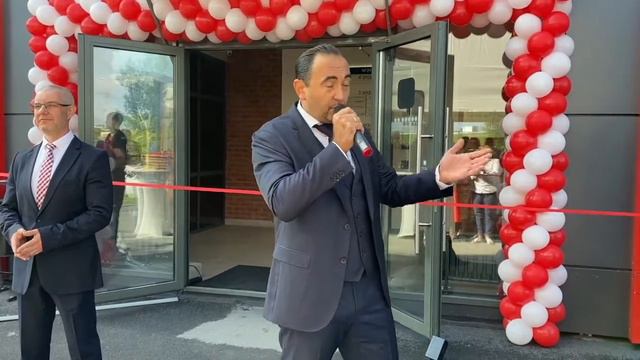 Игор Рунич, выступление в рамках открытия склада и шоу-рума в Новосибирске смотреть онлайн