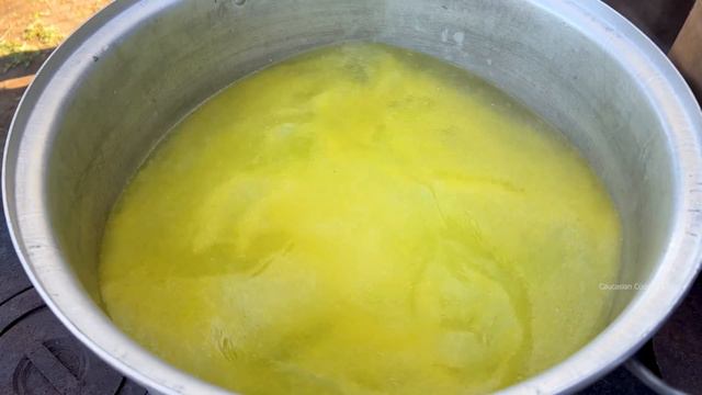 GRANDMA COOKING IN THE VILLAGE! HARVESTING QUINCE IN THE VILLAGE! COOKING QUINCE JAM | RURAL LIFE