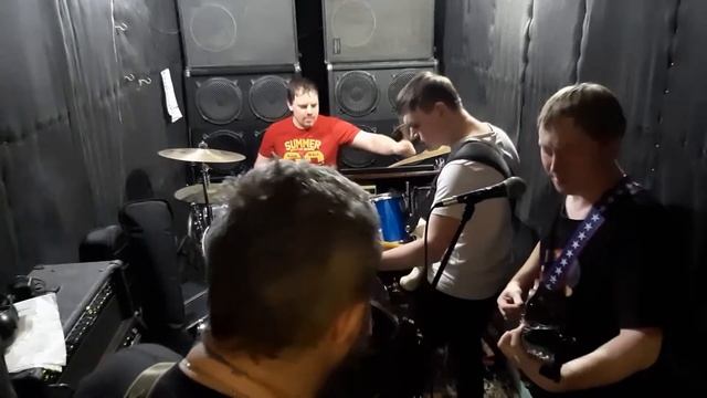 ?Беспроводной Утюг - ту би хип смотреть онлайн