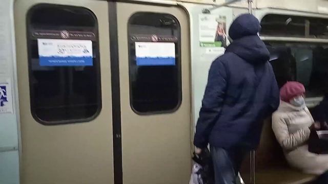 Строющаяся станция метро Спортивная смотреть онлайн