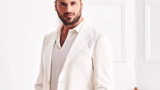 Stjepan Hauser Try New Instagram Filter For Christmas Song Love Christmas Song 2023 смотреть онлайн