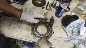 Ремонт заднего редуктора квадроцикла cf800  1 часть