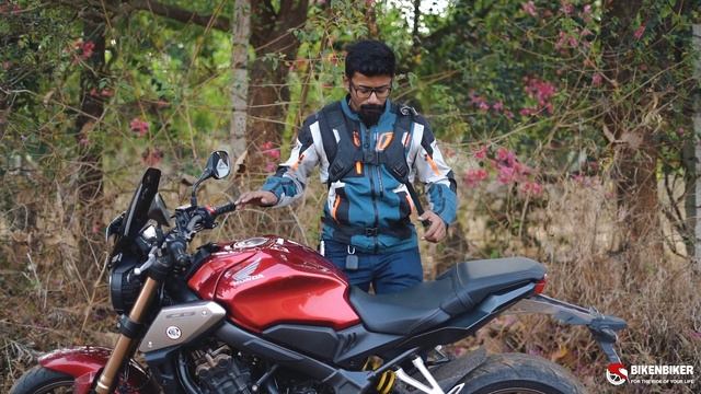 Honda CB650R First Ride Experience | The Ride of Our Life | Bikenbiker смотреть онлайн