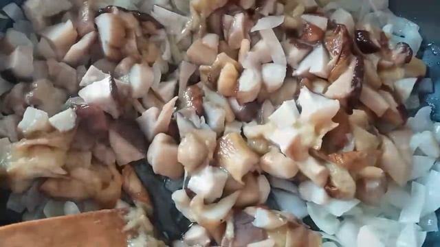 Обалденный Пирог с Грибами Это Нереально Вкусно. Вкусный завтрак Киш с Грибами смотреть онлайн