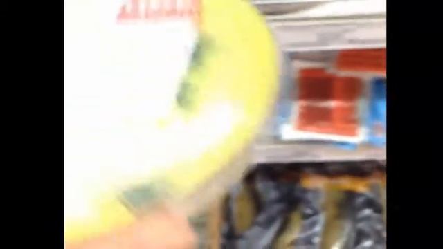 Тухлячок от Перекрестка в честь 1 мая смотреть онлайн