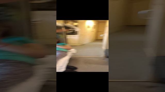 Сетка манеж для детей в поезд.