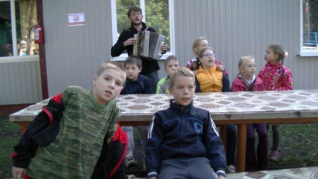 "Катюша" или "Какой канал, дядя","Местный-иди,пой..." смотреть онлайн