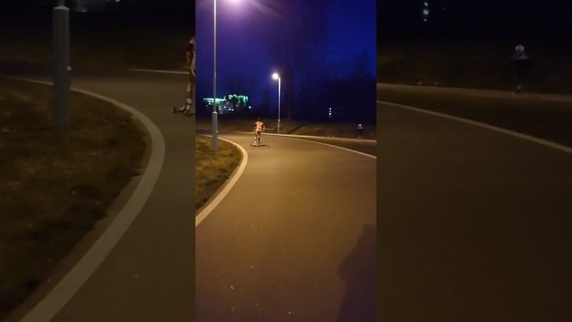 Лыжероллеры в удовольствие) 1-й день после зимы) смотреть онлайн