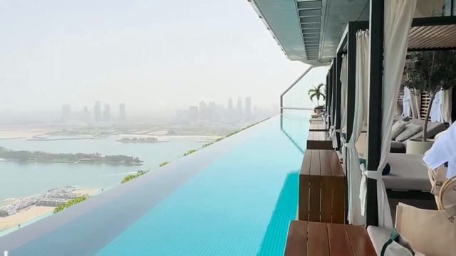 My review of the Aura Sky Pool in Dubai... Is it Overrated? смотреть онлайн