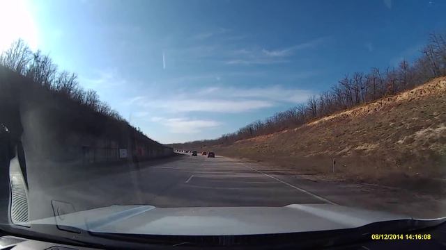 Камень в капот и стекло смотреть онлайн